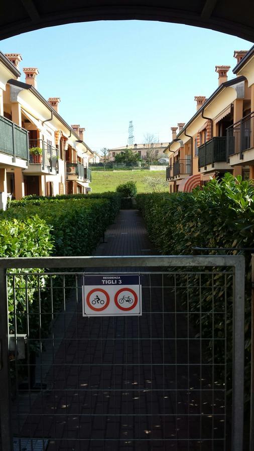 Flat Enzo Ferrari Apartment Cavalcaselle Exterior photo